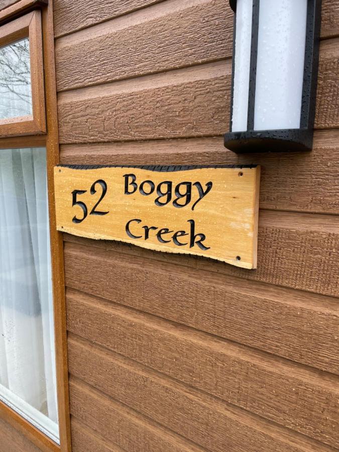 Boggy Creek - Lodge With Hot Tub Felton  Exteriör bild